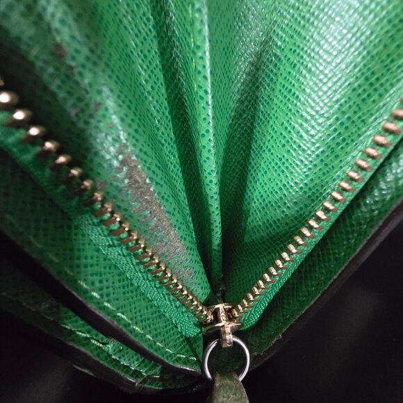 EUC Limited Edition Authentic Louis Vuitton Perforated Wallet - Picture 13 of 16